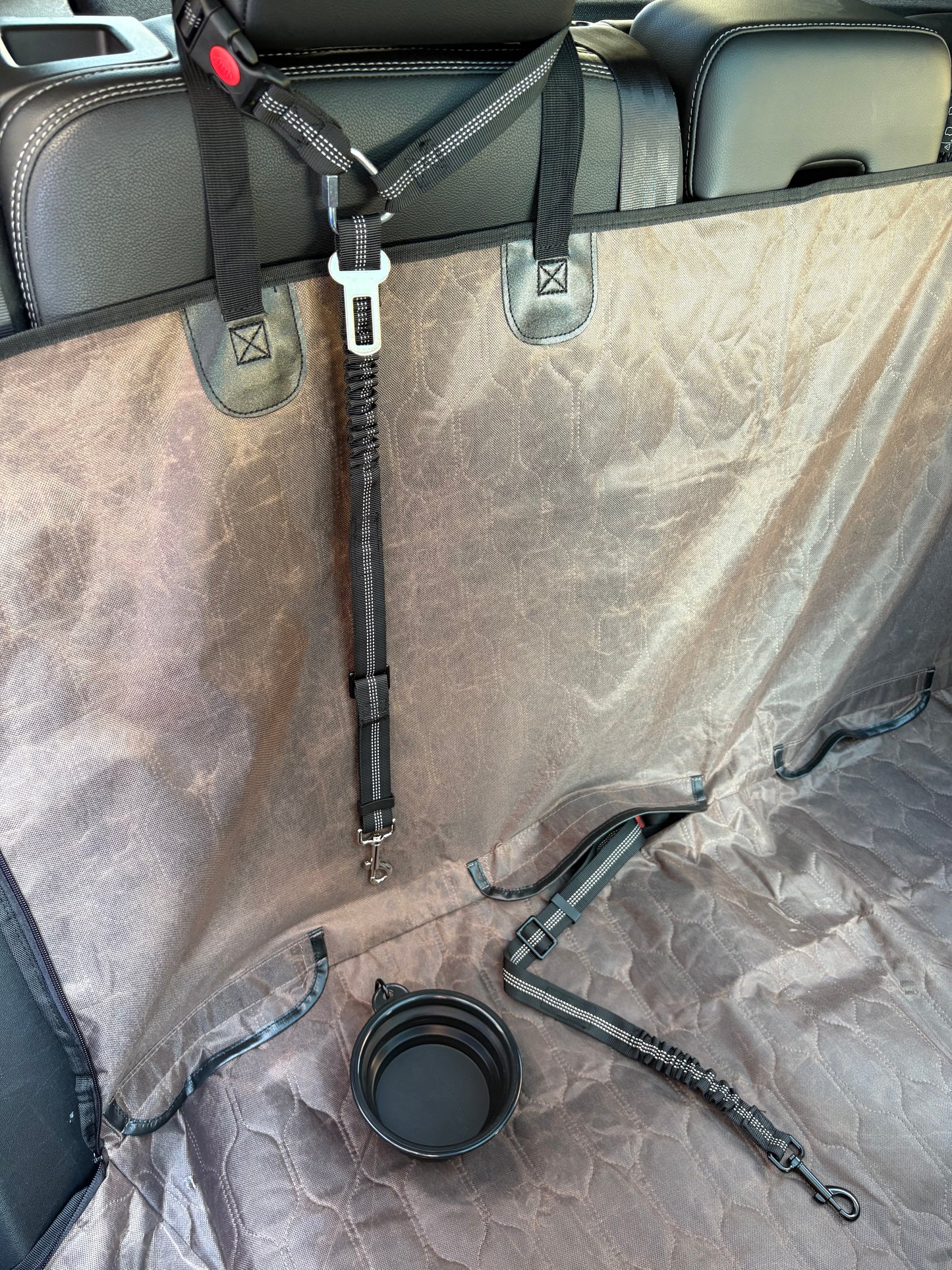 Leash Latch Pro 2: Heavy-Duty Seatbelt Tether + 2-in-1 Headrest Leash Loop & Collapsible Travel Bowl